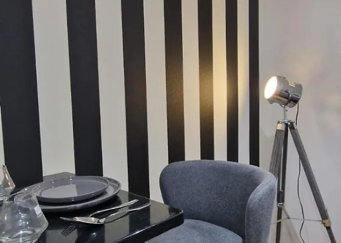 Apartment Sur La Promenade Des *