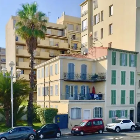 Sur La Promenade Des Apartmán *